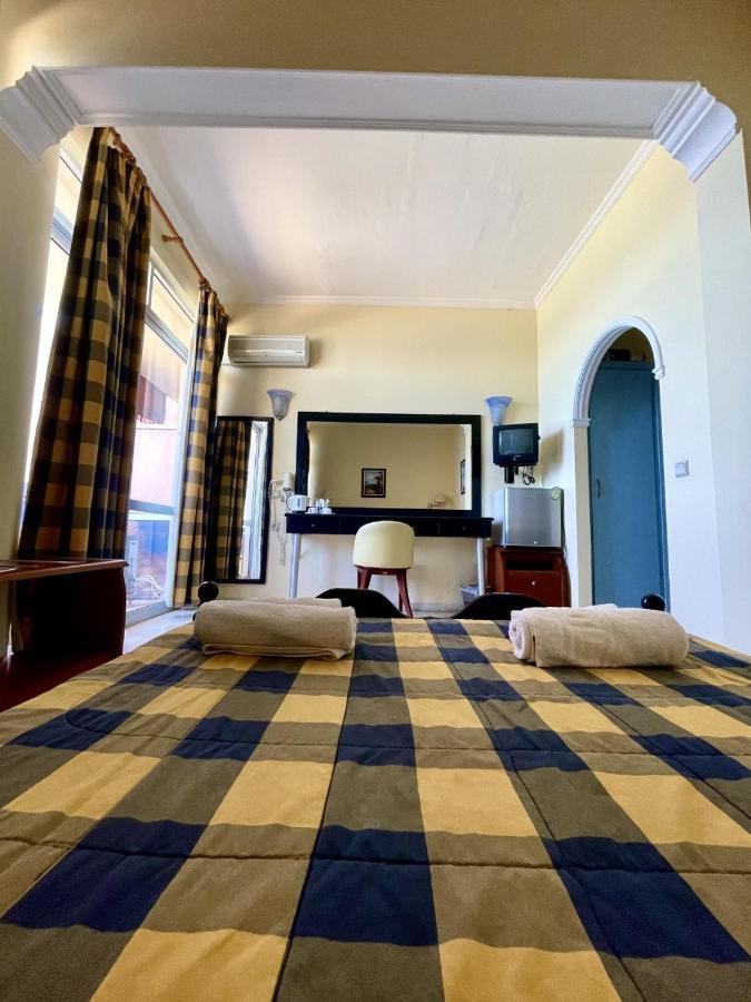 Christina Hotel Месонги Экстерьер фото