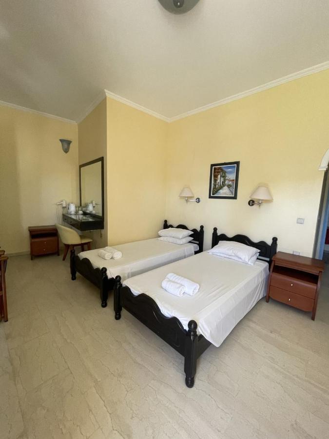 Christina Hotel Месонги Экстерьер фото